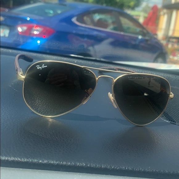 Like new glasses raybans - Picture 1 of 4